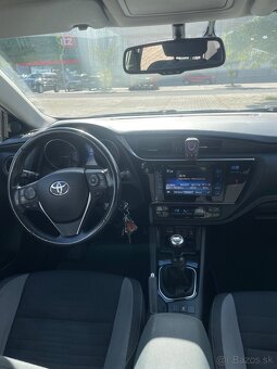 Toyota auris 1.2 turbo - 9
