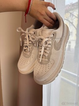 Nike Air Force 1 Luxe  EU42 - 9