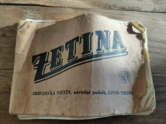 Starší šijací stroj ZETINA - 9