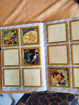 Pokémon sticker a nalepkovy album - 9