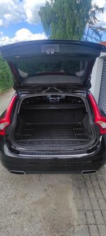 Volvo V60 D4 2.0L Drive-E Base Geartronic 133kW181HP A8 - 9