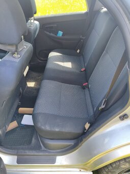 Subaru Impreza 1.5 - 9