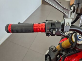 Ducati Monster 1200 - 9