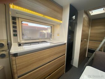 Zanovny obytny prives Adria Altea 552 PK - 9