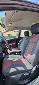 Ford fiesta - 9