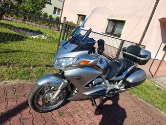 Honda ST 1300 Pan European - 9