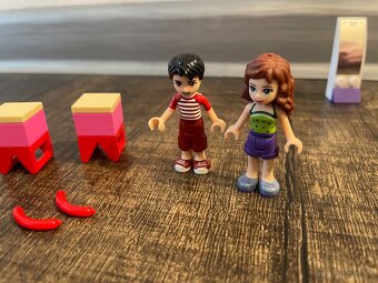 LEGO Friends 41129 – Amusement Park Hot Dog Van - 9