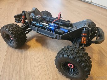 Traxxas Maxx 1:8 - 9