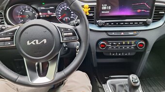Kia CEED SW 1,5 T-GDI M6 SPORT - 9