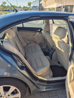 Škoda Octavia 2 Sedan 1.9Tdi 77kw - 9