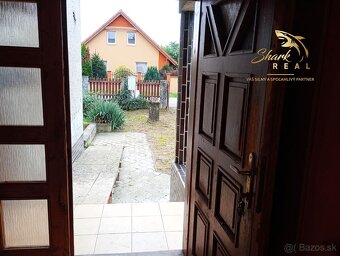 6-izbový rodinný dom v Kovarciach na bývanie i podnikanie - 9