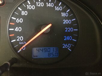 VOLKSWAGEN PASSAT 1.9 TDi - 9