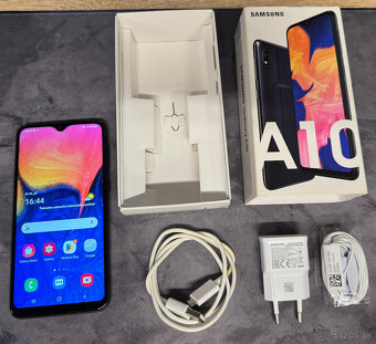 Samsung Galaxy A10 2/32 GB Dual SIM - 9