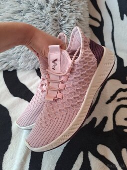 ♡Nádherné športové tenisky Deichmann veľkosť 41♡ - 9