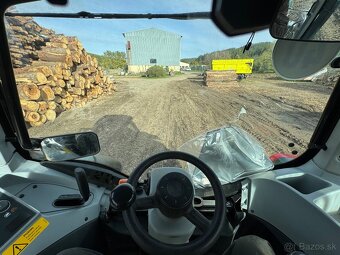 Predam traktor valtra n104h5 - 9