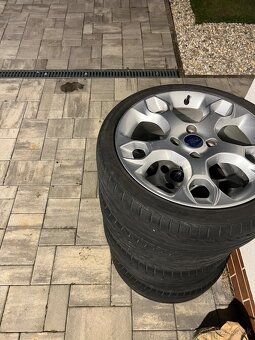 Ford Fiesta Titanium 1.4i 16 V - 9