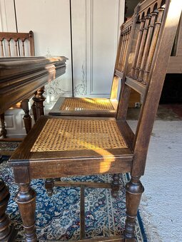 Starožitný celodrevený príborník, stôl 6 stoličiek - 9