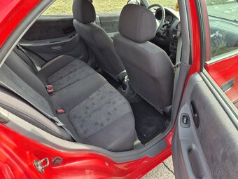 Hyundai Accent 1.3 benzín Nová STK - 9