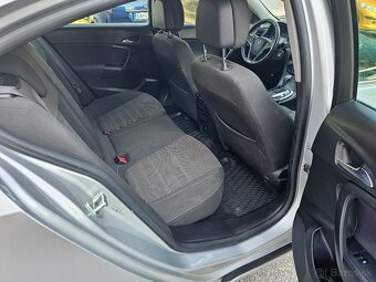 Predam opel insignia 2.0 nafta automat 6 stupňov STK emisná - 9