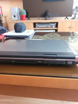 Asus F5RL-AP85 - retro notebook - 9