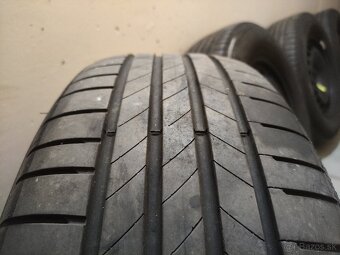 Sada Bridgestone Turanza T005 215/65 R16 na diskoch VW - 9