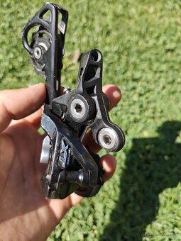 Kazeta Shimano cs hg81-10 11T a prehadzovac Shimano xt - 9