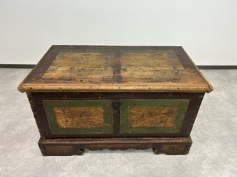 Ľudová truhlica Liptovského typu 1759 - 9