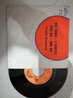 Predám staré gramorádio + platne - 9