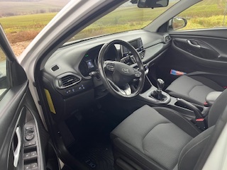 Hyundai i30 kombi 1,6 CRDI 85kw 7/2019 - 9