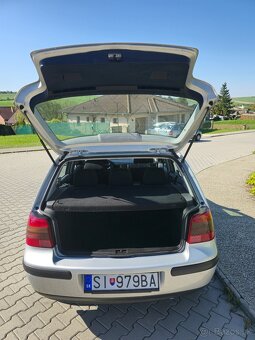 Volkswagen GOLF 4, 2.0 benzín - 9