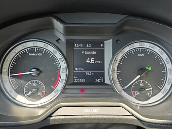 Škoda Octavia 3 2.0 TDI DSG - 9
