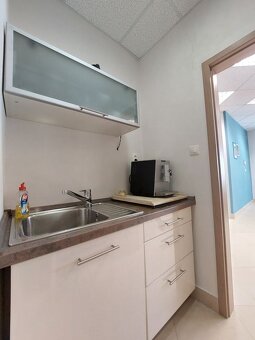 EXKLUZÍVNE predaj obchodný priestor – Banská Bystrica - 9