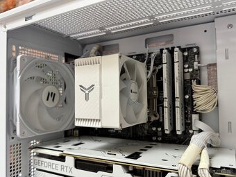 Ryzen 5 8400F\32GB\RTX 2080Ti\SSD\750W Zdroj - 9