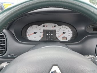 Renault Mégane 2,0i Cabrio KARMANN 2000 - 9