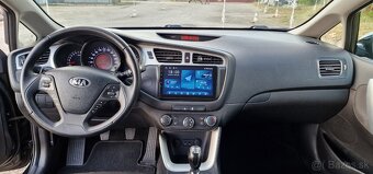 KIA Ceed 73kw benzín 2013 6 stupňový manuál - 9