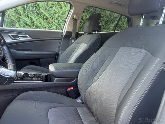 KIA Sportage 1.6 T-GDi mHEV Platinum A/T - 9