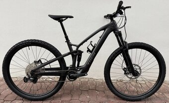 Celoodpruženy elektrobicykel Trek Fuel EXe Alloy 5 - 9