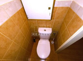 Byt 2 izbový s lodžiou, centrum mesta Prešov, 65 m2 - 9
