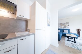 MIKELSSEN - Na predaj výnimočný 1,5 izbový byt s balkónom v - 9