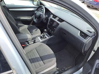 Škoda Octavia combi 3 1,6 TDI 85kw r.2020 - 9