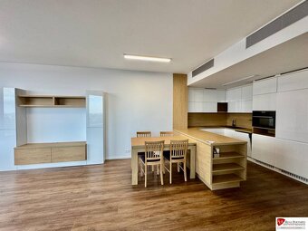 Prenájom, 3-izb. byt v SKY PARKU s parkovacím miestom, 90m2 - 9