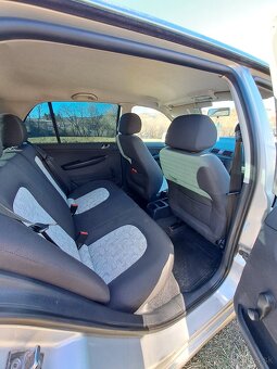 ŠKODA FABIA 1.2 HTP - 9