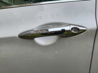Hyundai i30 1.6crdi 94kw - 9