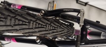 Kellys Pheebe CRX 28 veľ.M 3x9 Nový - 9
