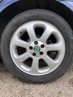 Škoda octavia 1.9tdi 81kw RS vzhľad - 9