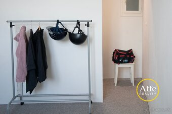 Na prenájom 2-izbový byt v centre Bratislavy (Staré Mesto) s - 9