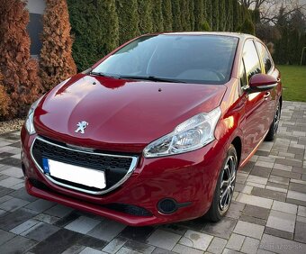PEUGEOT 208 1.2 60kw M5 2012 - 9