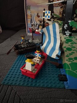 Lego 6273 - pirátsky set Rock Island Refuge - 9