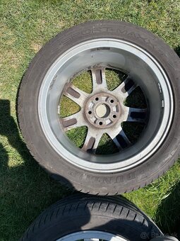 Honda 225/45 R17 - 9