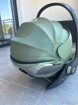 CYBEX Cloud T i-Size Plus - 9